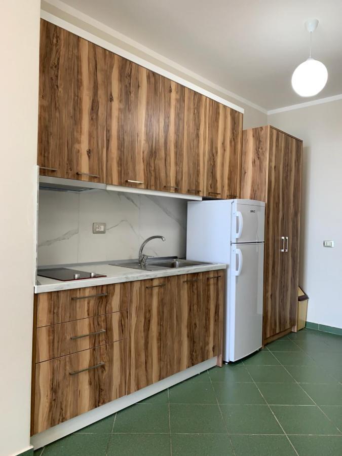 Eri Apartments 4 Shëngjin 외부 사진