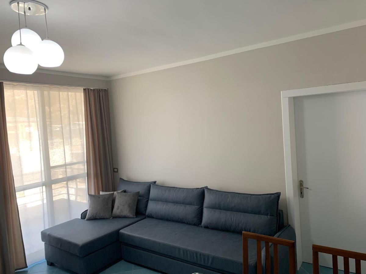 Eri Apartments 4 Shëngjin 외부 사진