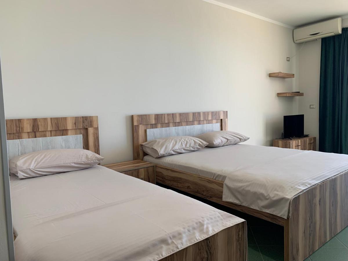 Eri Apartments 4 Shëngjin 외부 사진