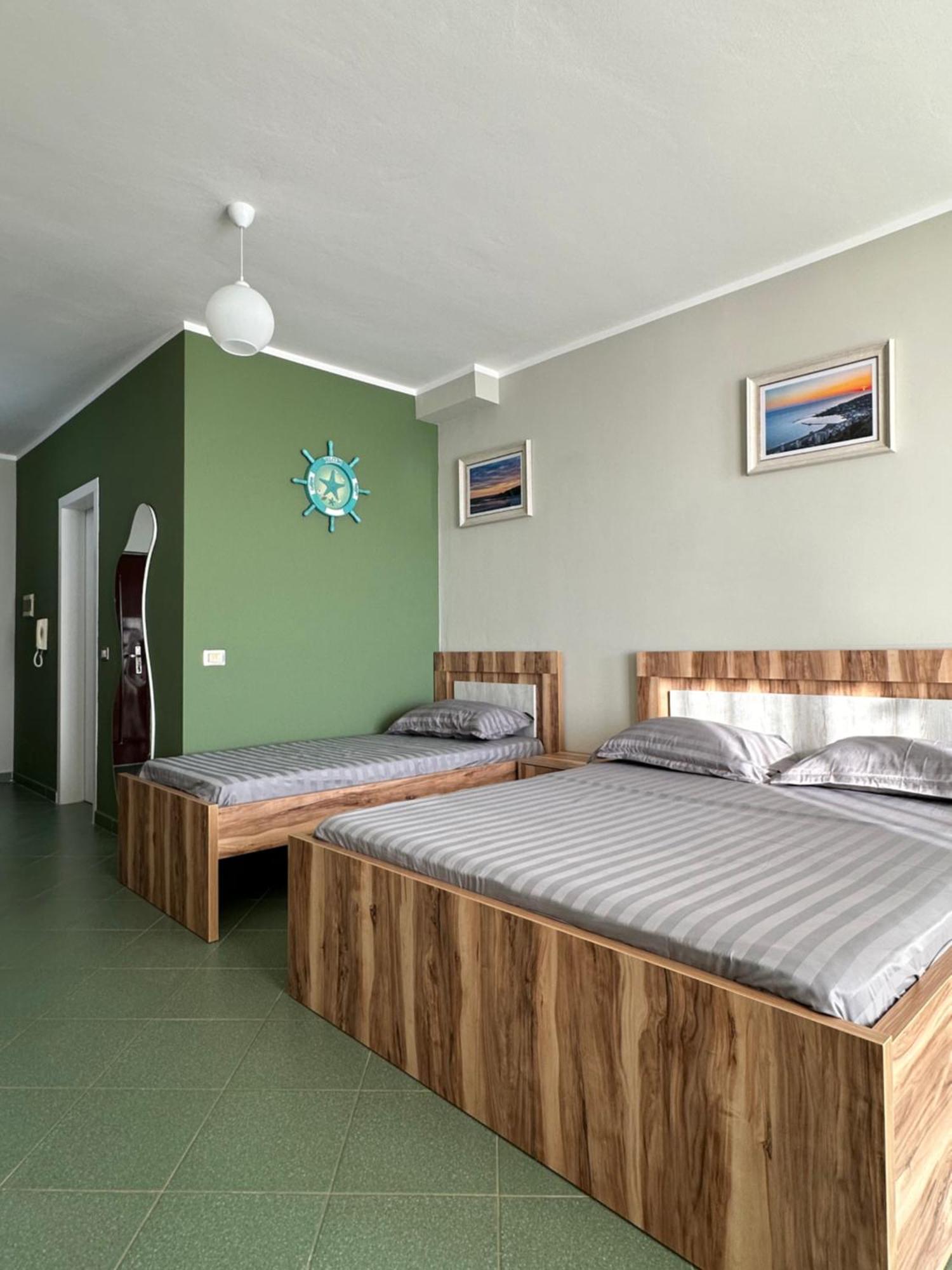 Eri Apartments 4 Shëngjin 외부 사진