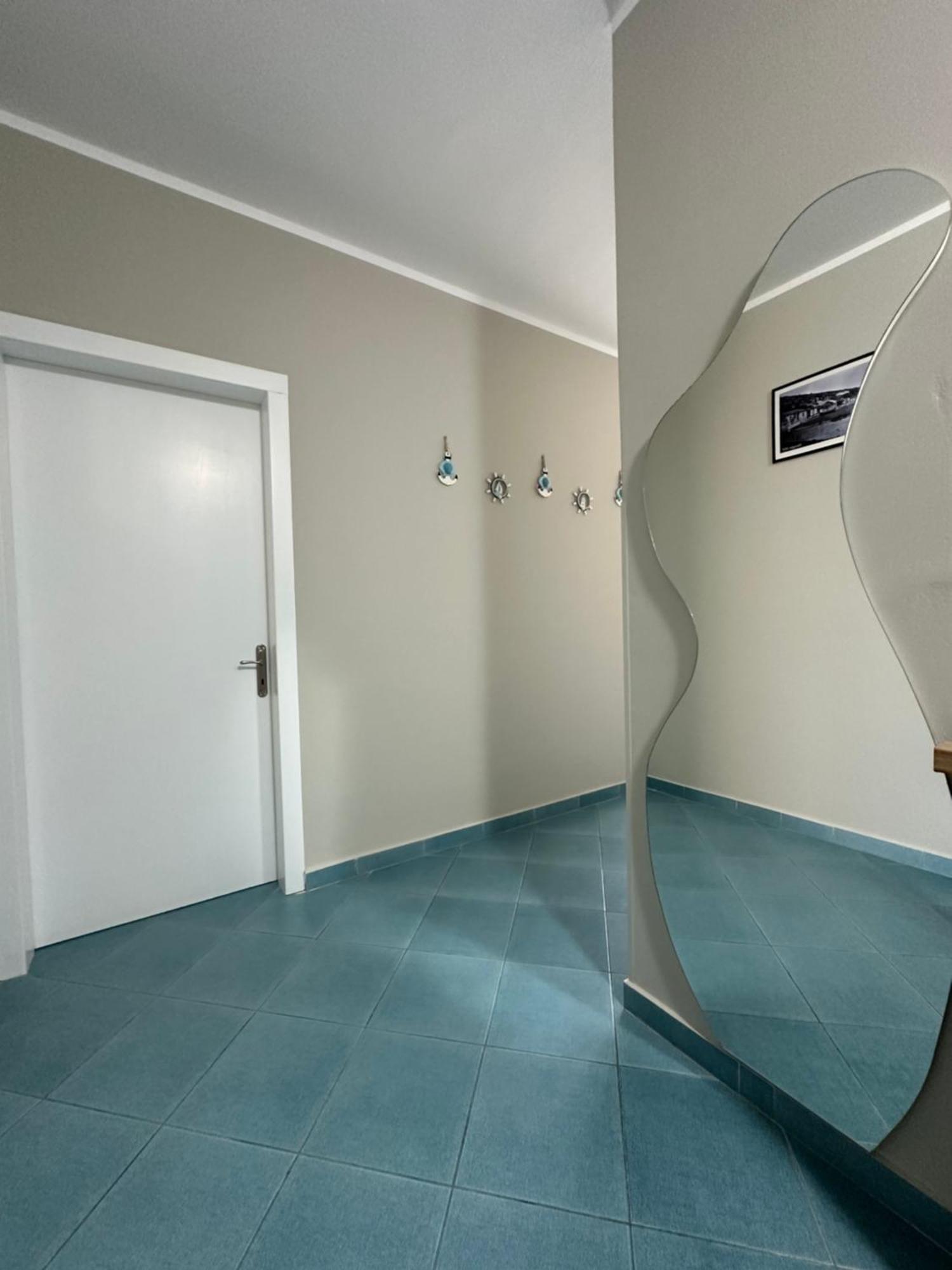 Eri Apartments 4 Shëngjin 외부 사진