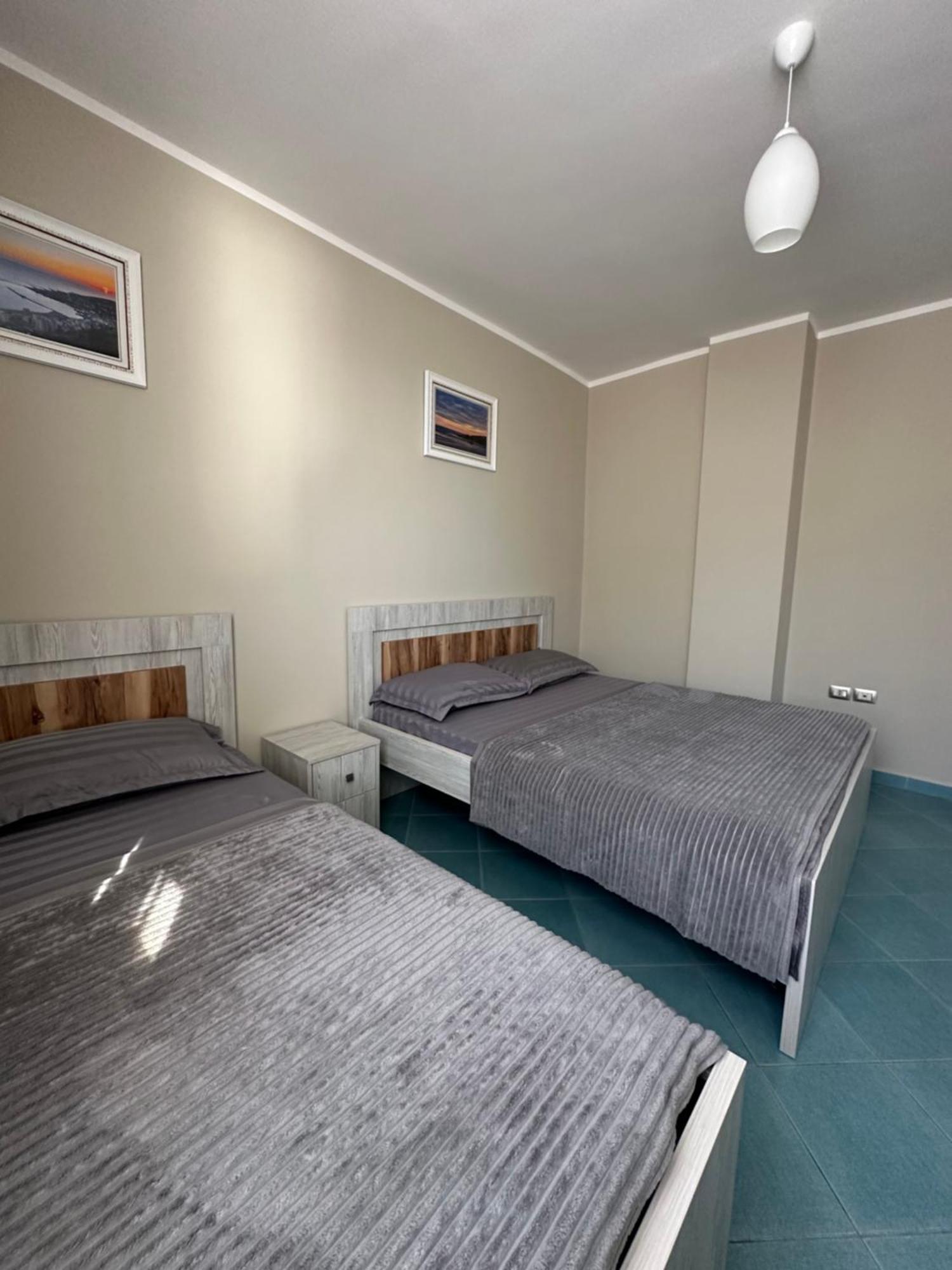 Eri Apartments 4 Shëngjin 외부 사진